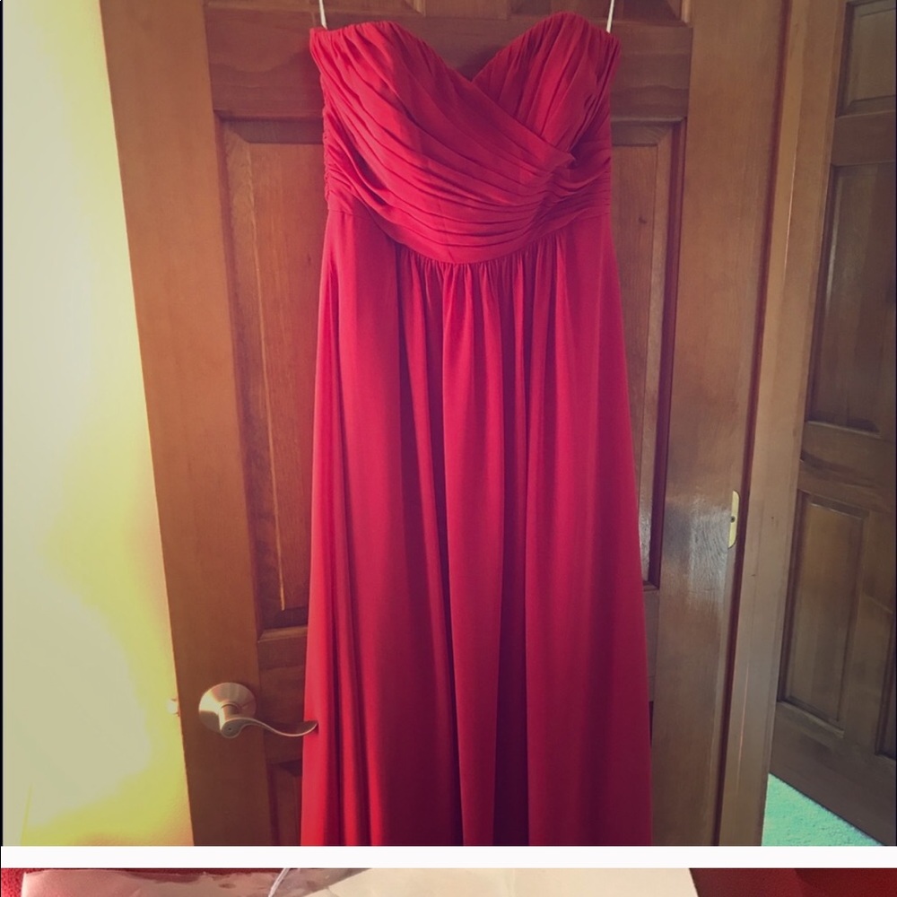 Jasmine bridesmaid dress, berry!